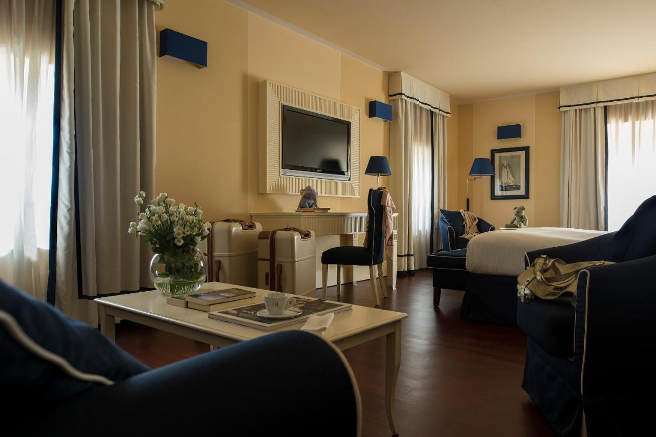 Gh Palazzo Suite & Spa Livorno Kültér fotó