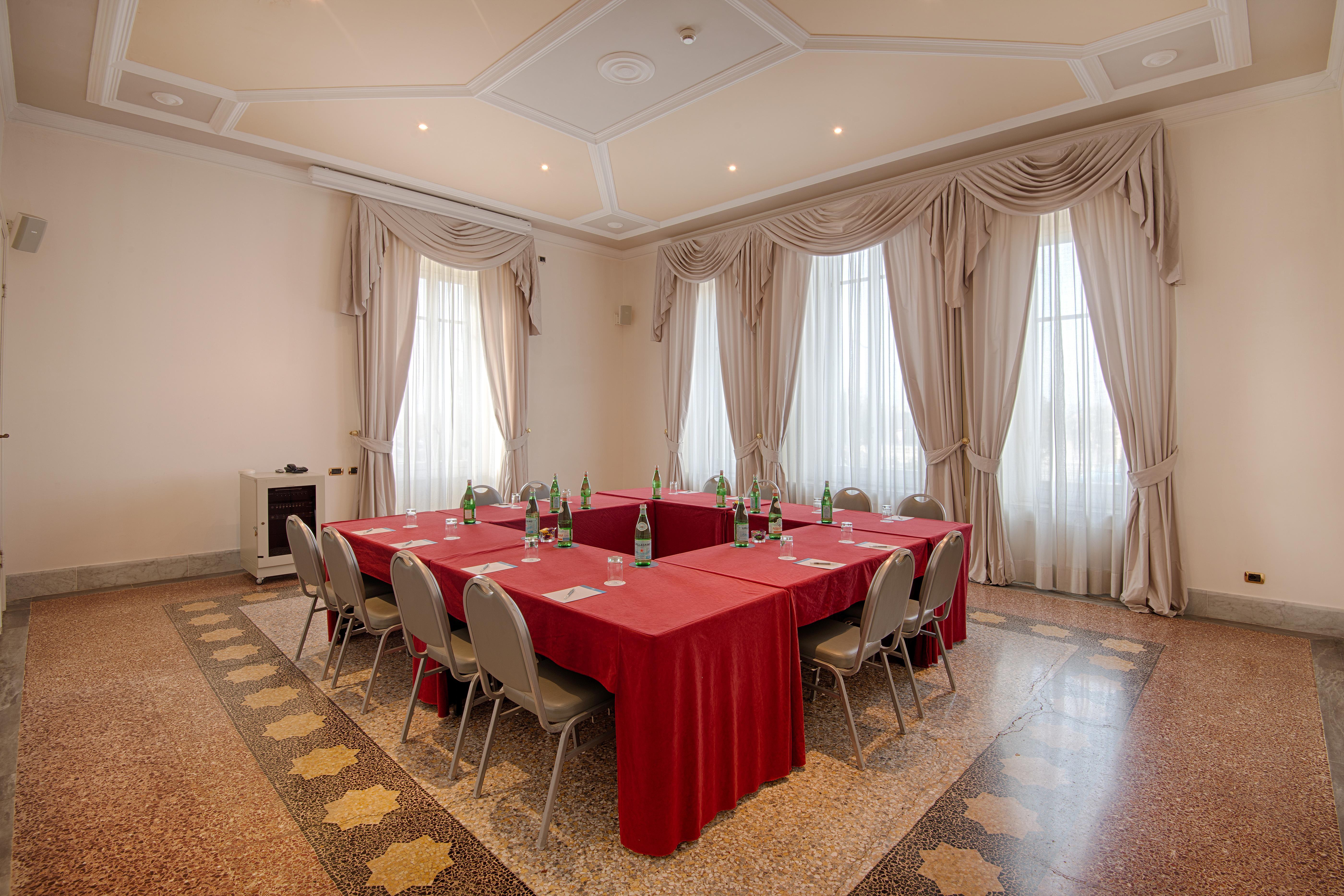 Gh Palazzo Suite & Spa Livorno Kültér fotó